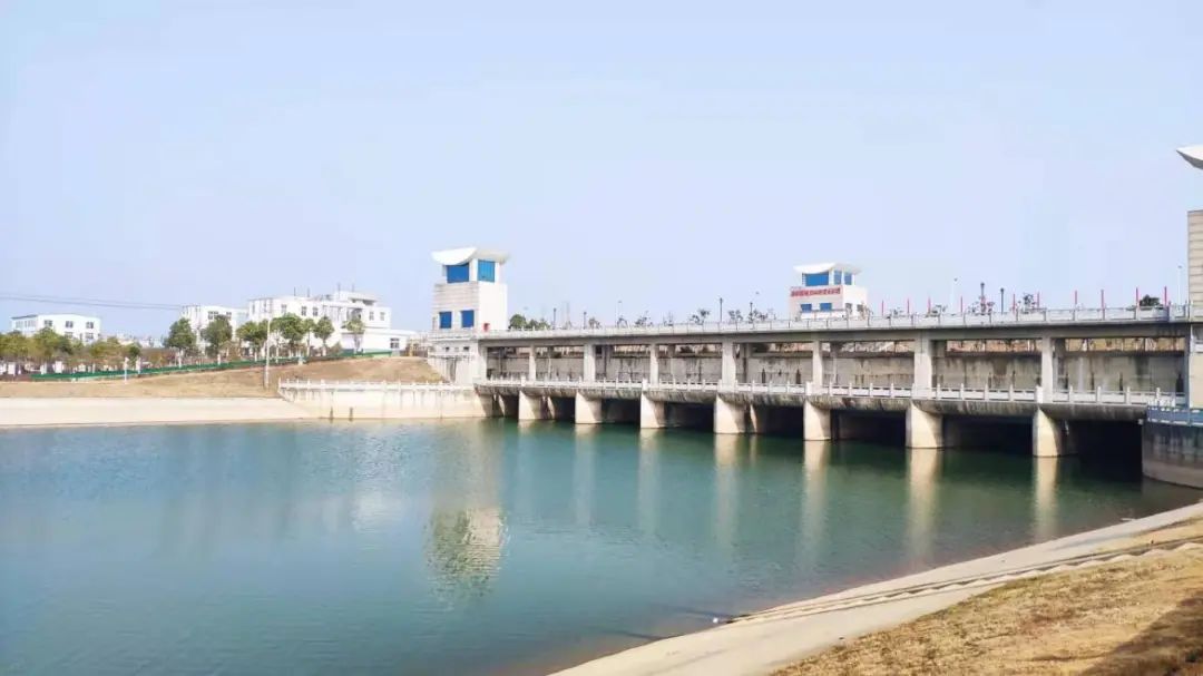 1千到2千的碟刹公路车,10000左右油压碟刹公路车