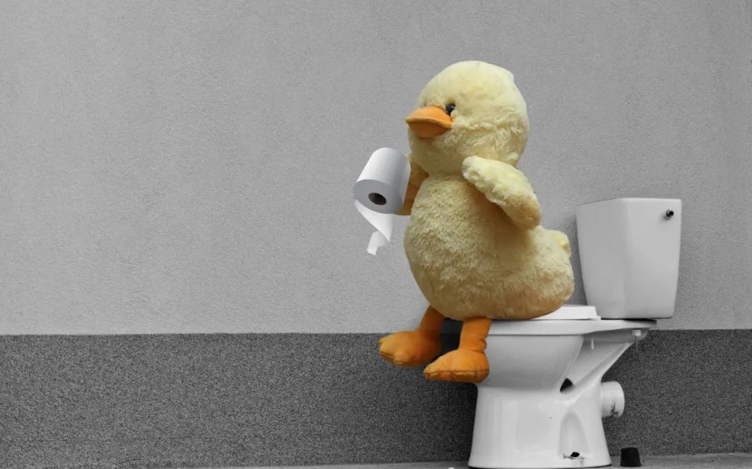 脸干痒脱皮紧绷刺痛是怎么回事,脸部脱皮干燥脱屑