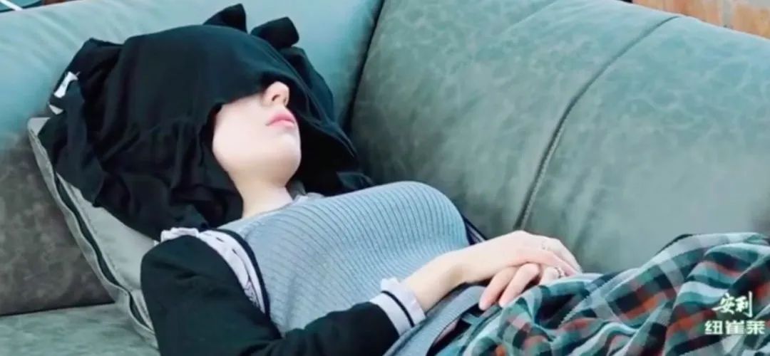 郎朗吉娜王牌对王牌量腰围,郎朗炫耀吉娜腰围