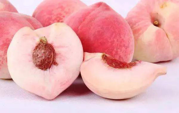 抗菌效果高达99.99%！滴在*裤内**上的香水，去除异味，还能辅助抑菌