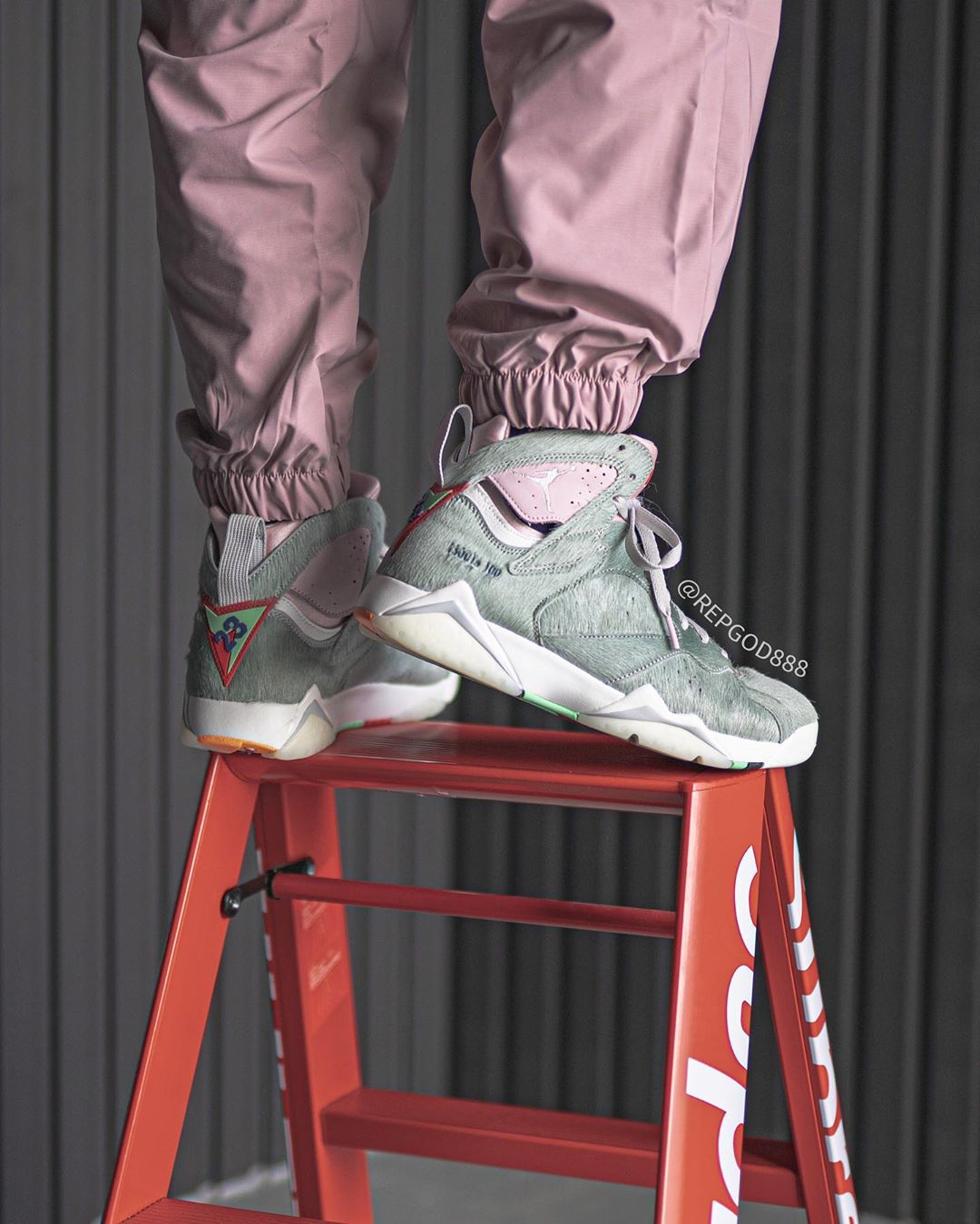 兔八哥aj71.0,aj7兔八哥2.0为什么不火