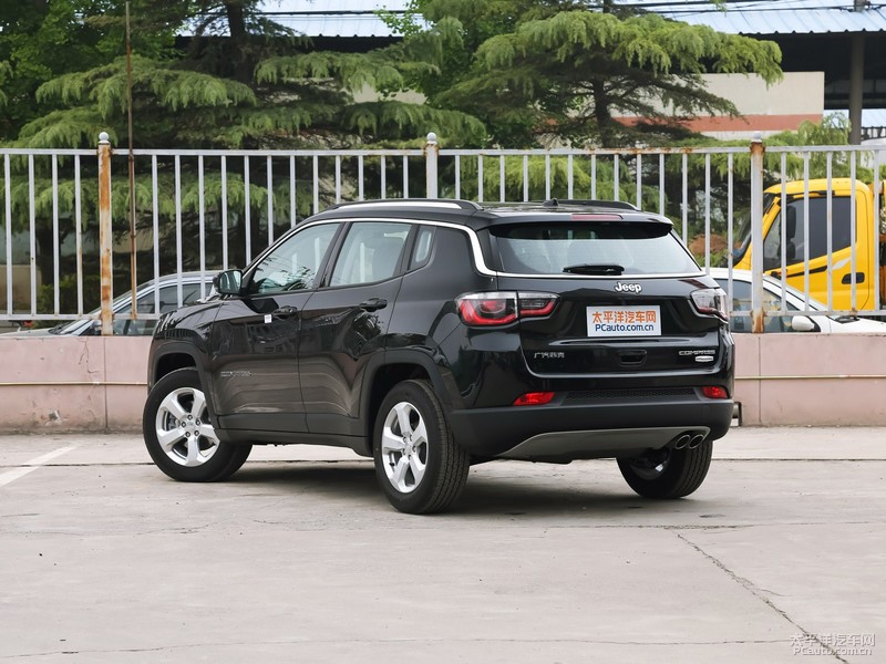 全新jeep指南者价格亲民很给力,jeep指南者2021款近期落地价格