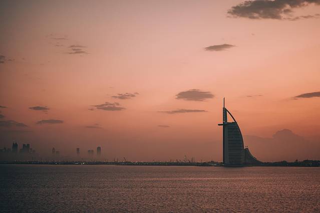 阿联酋迪拜之行,小狮妹和爸爸