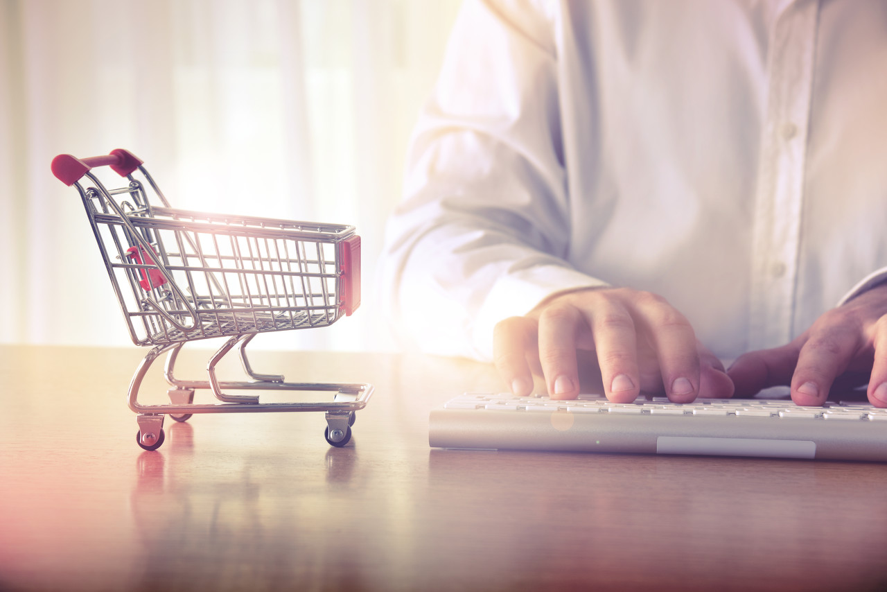 “我是老师，疫情期间的主业是微商”