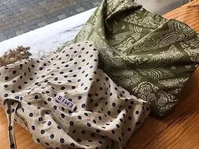 比较实惠的设计师品牌包包,设计师品牌的包包推荐