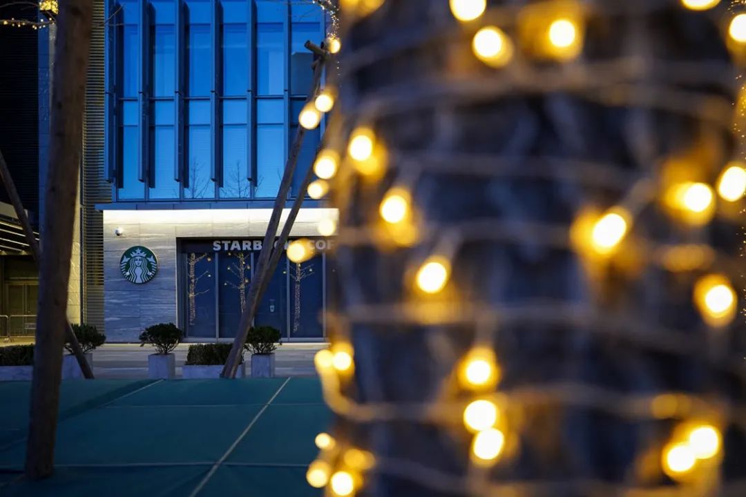 索尼fe20mmf1.8g超广角镜头,索尼fe35mmf1.4gm镜头测评