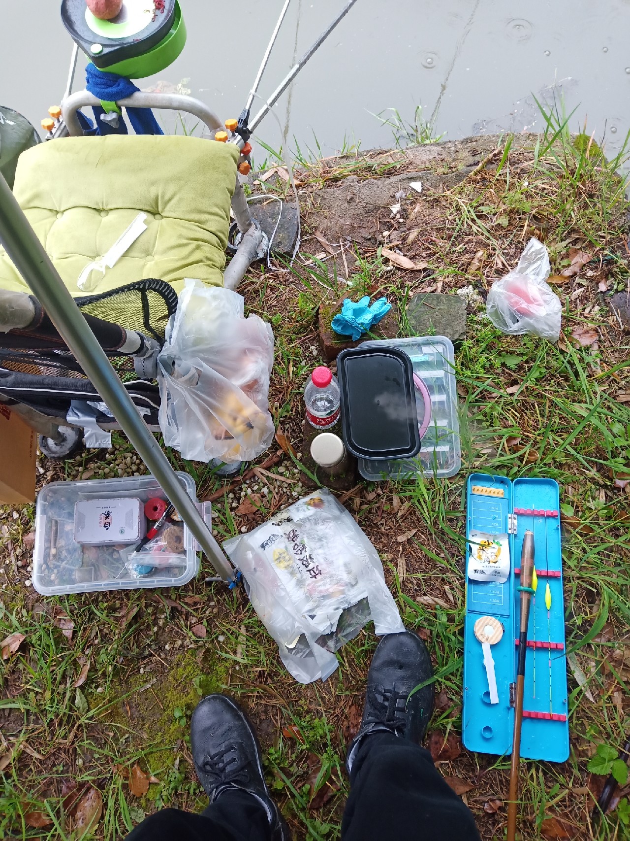 台钓vs路亚哪个更好玩,传统钓比台钓更容易钓获大鲫鱼