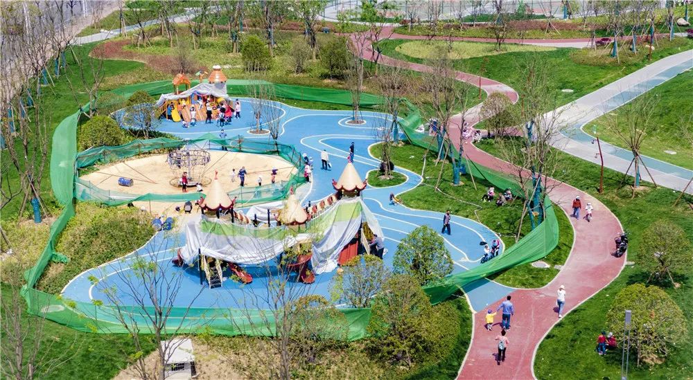 板桥河体育公园,秦淮河畔体育公园