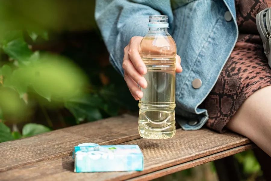 梧桐毛毛飘啊飘，谁来拯救我痒痒的嗓子？