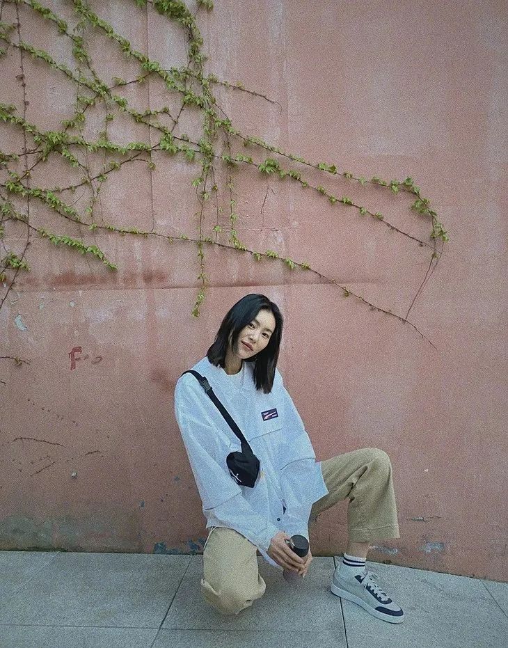 配饰狂|杨幂的终极时髦秘籍，10块钱帮你给腿整容