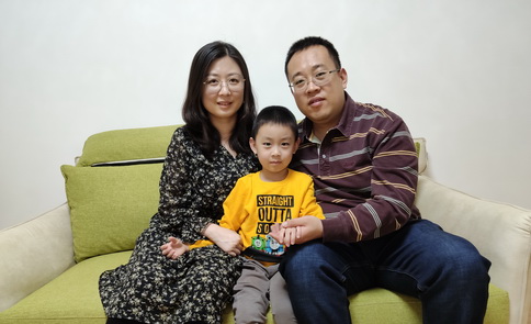 抗疫感人事迹家人去世,抗击疫情期间夫妻感人故事