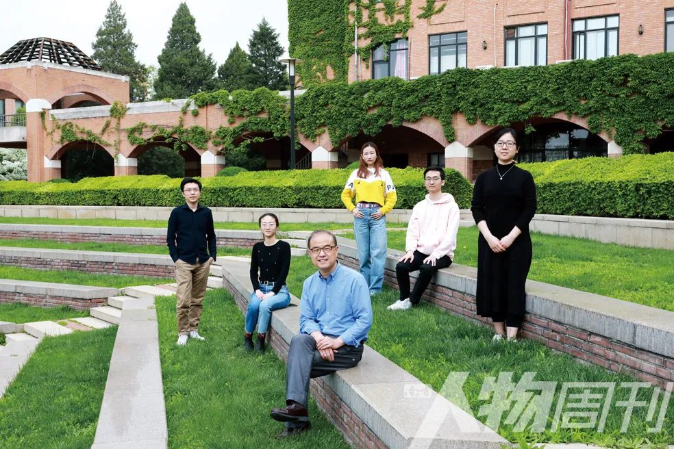 疫苗的来袭 (疫苗进度赛跑)