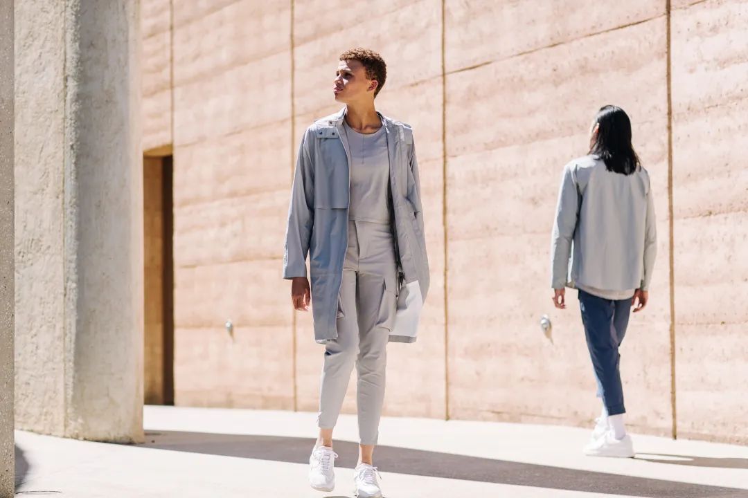 李涛|均价1000块一条的运动紧身裤，好在哪儿？