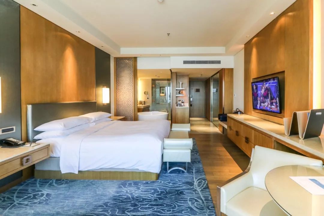 三亚最值得入住的五星级酒店,去三亚看海的最佳时间