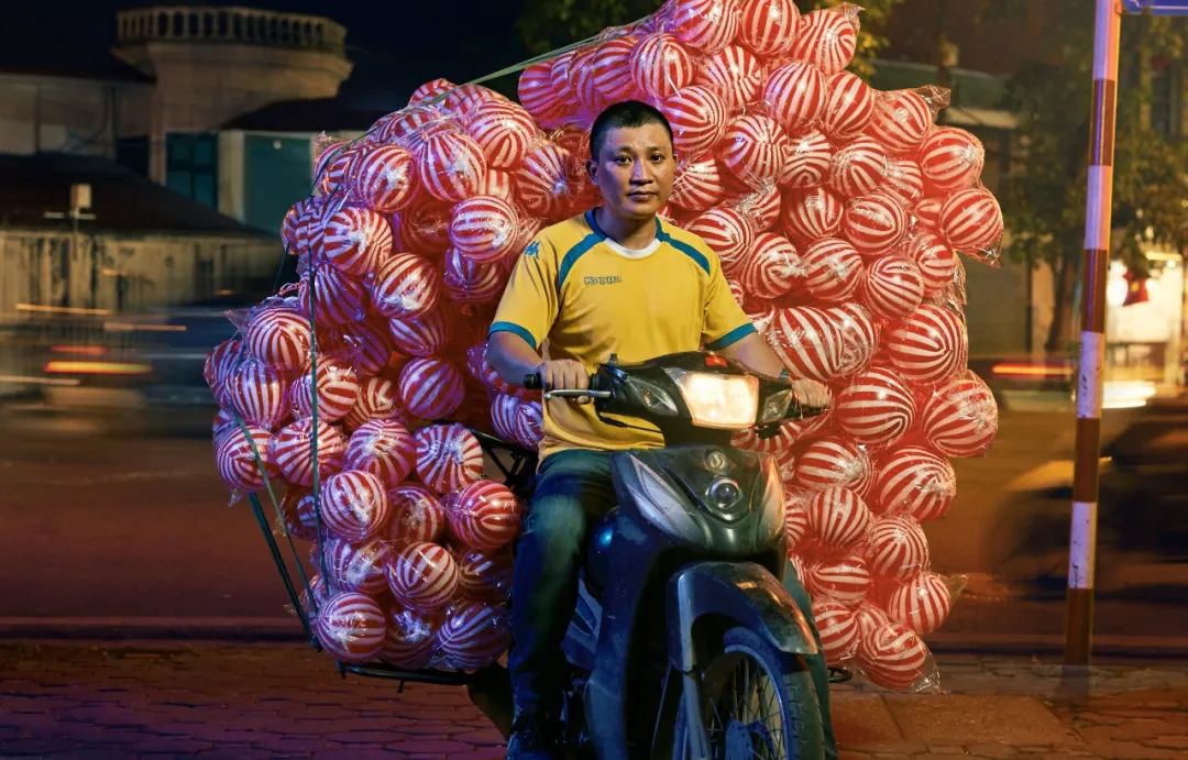 万中选一！他的照片以令人著迷的细节取胜