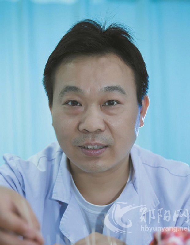 市人民医院举办“劳动模范”风采展