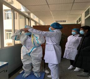 援武汉医护队员讲战疫故事,听白衣天使讲述抗疫一线故事