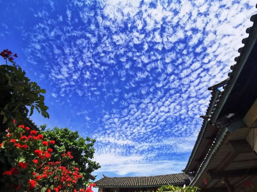 香格里拉家乡,香格里拉蓝天白云美景