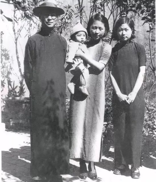 沈从文张兆和感情,沈从文张兆和的爱情故事