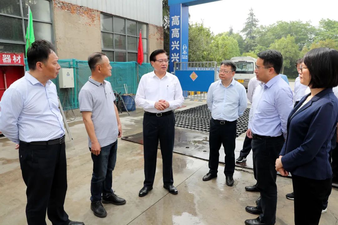 黄钦镇重大项目,黄钦检查生产