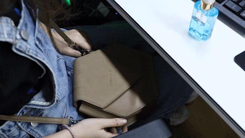 喷花露水驱蚊止痒,黄圣依代言的保湿防晒喷雾