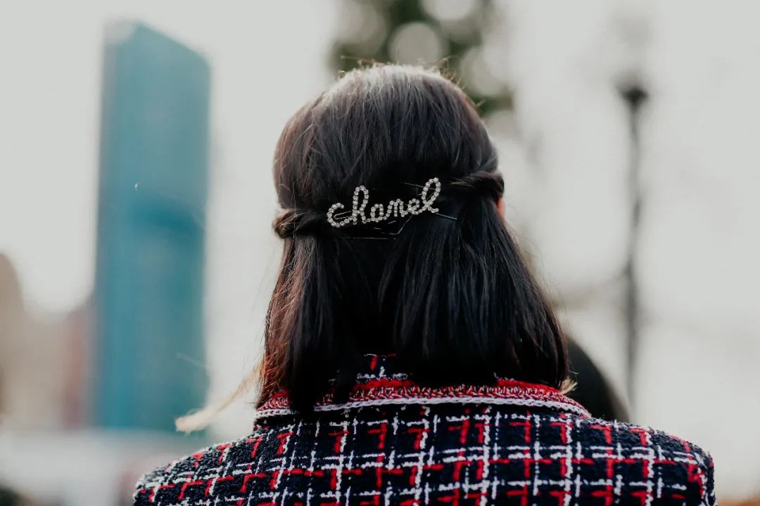 被bm风毁掉的女生,被bm风毁掉的女孩