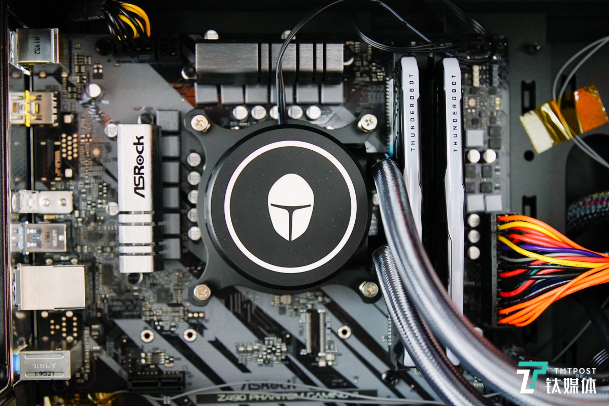 雷神911黑武士3代主机是什么水冷,雷神911黑武士3代主机水冷