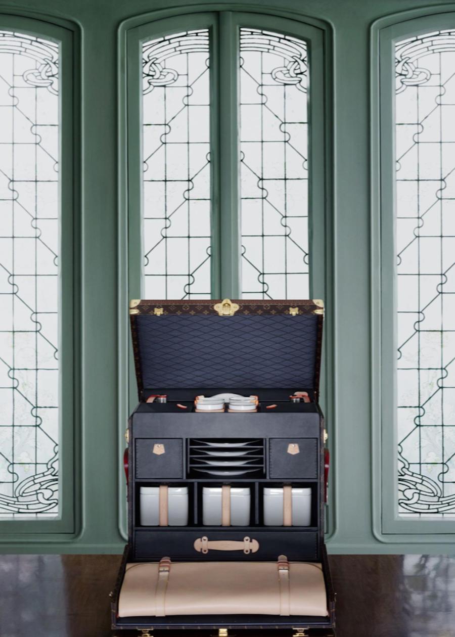 一只硬箱的传奇之旅