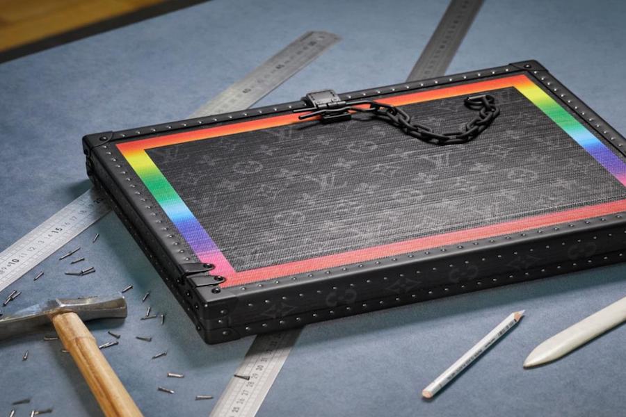 一只硬箱的传奇之旅