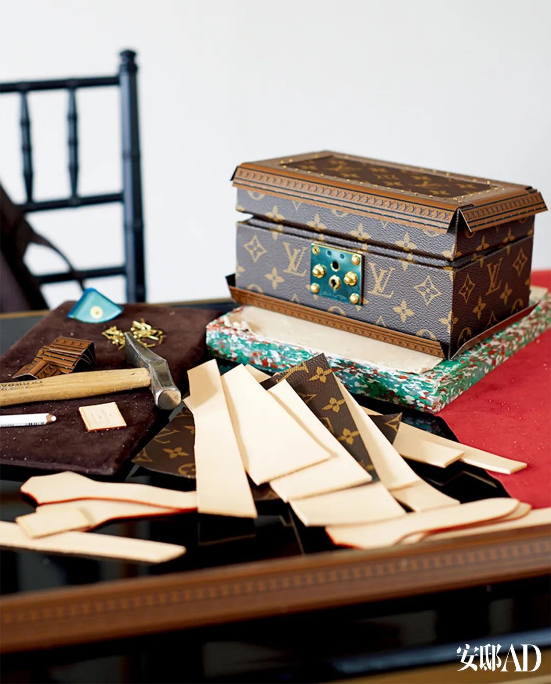 一只硬箱的传奇之旅