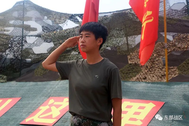 女兵新疆边境驻训视频,女兵在军营的真实训练