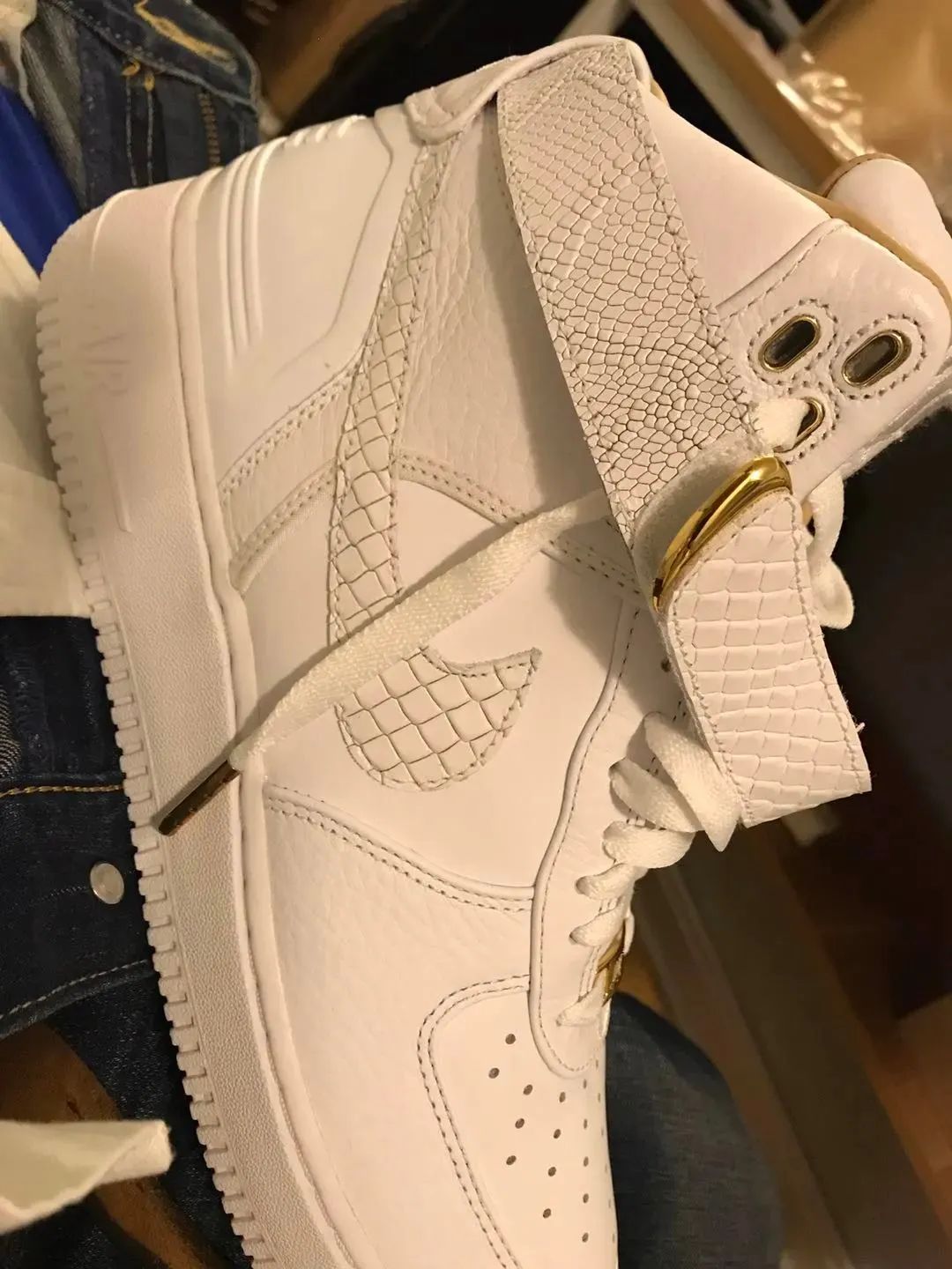 深陷NB、匡威、Beams、Wtaps等品牌的人，会重复购买哪些款？