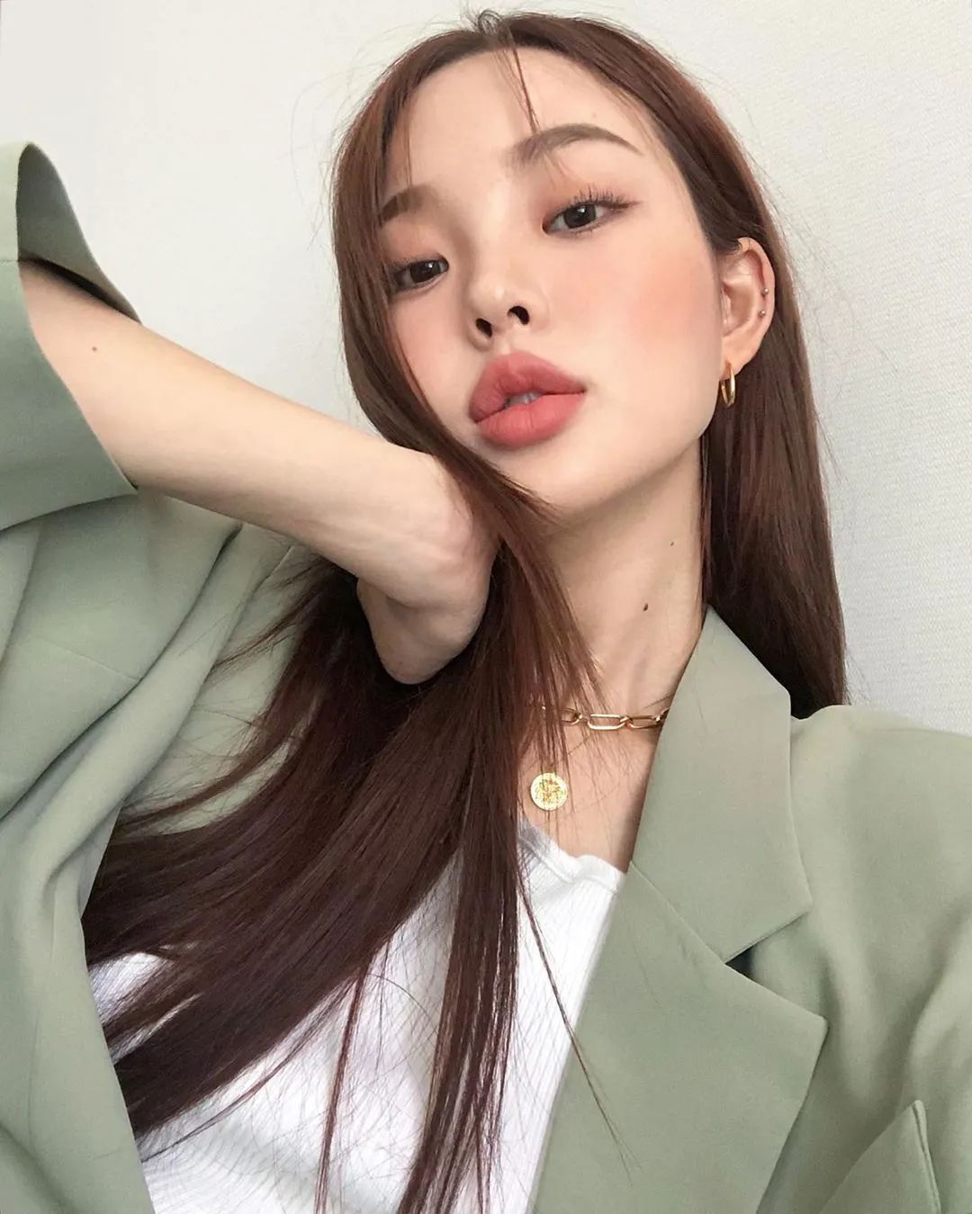 变双眼皮半个月后回到单眼皮,双眼皮怎么临时变成单眼皮