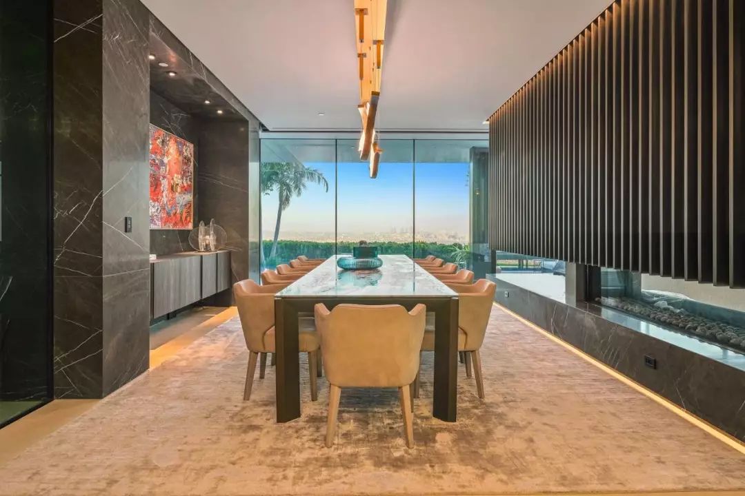 给大家介绍一下3000万的豪宅,价值10亿这样的豪宅你见过吗