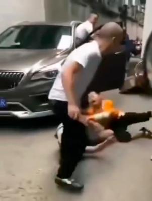 小孩骑ofo被撞死家长索赔80万,未满12岁男孩骑ofo身亡详情