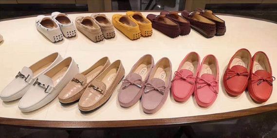 gucciprada最便宜的地方 (奢侈品牌prada和gucci)