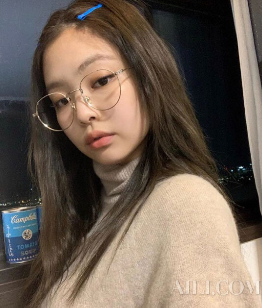 自带滤镜的妆前乳,自带磨皮美颜的妆前乳好用吗女士