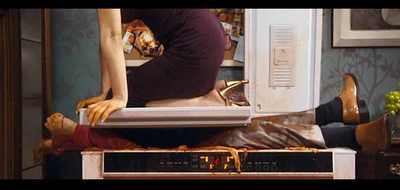 此片堪称，绿茶婊劈腿N男的大型修罗场