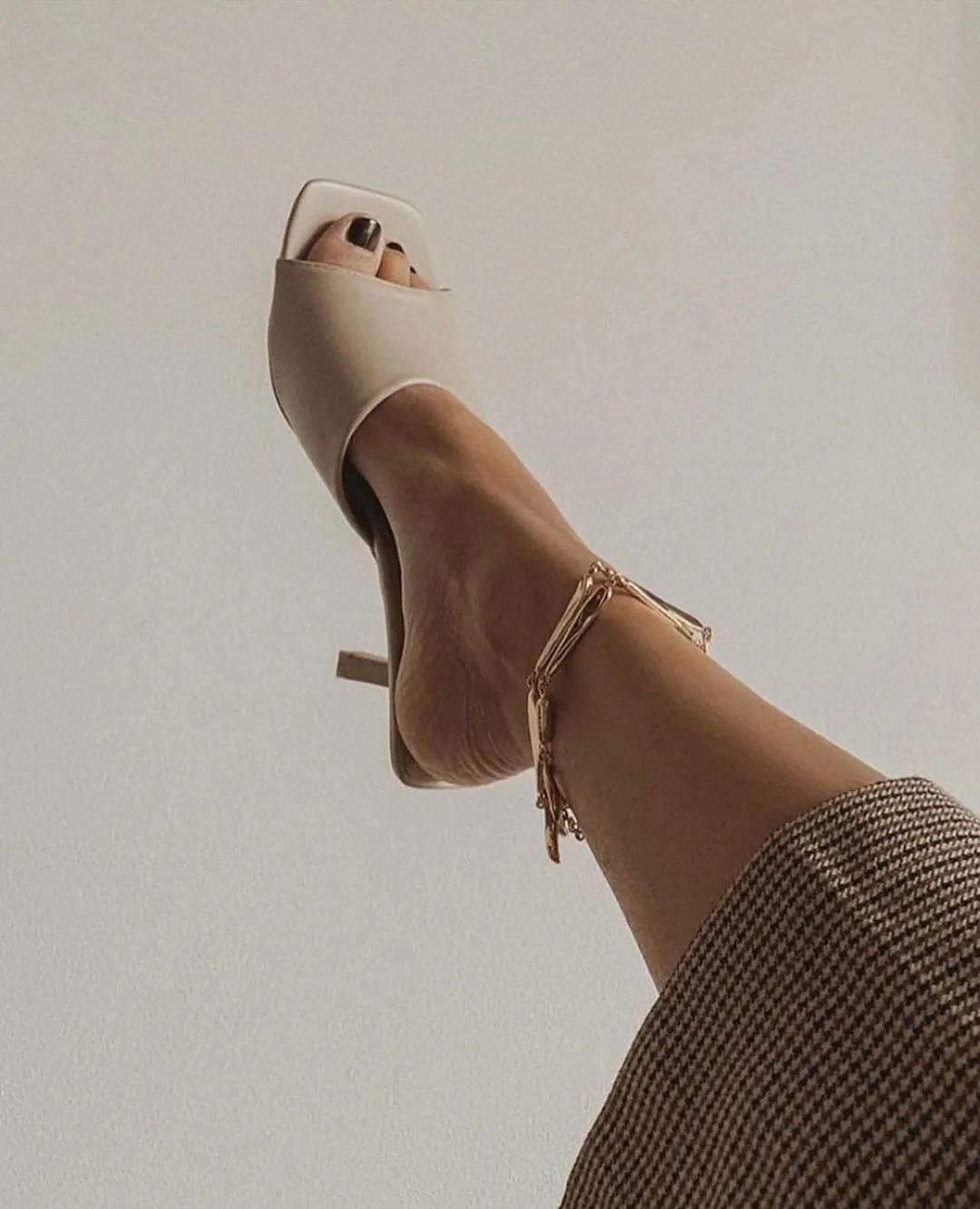 买了100双鞋,买了双500的鞋子