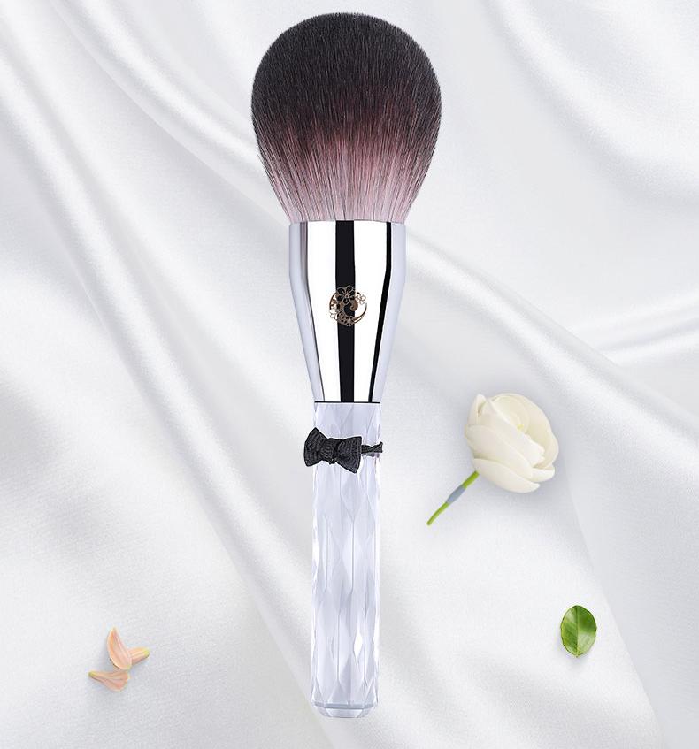 盘点女生遇到的尴尬瞬间,作为女生你遇到的最尴尬的问题