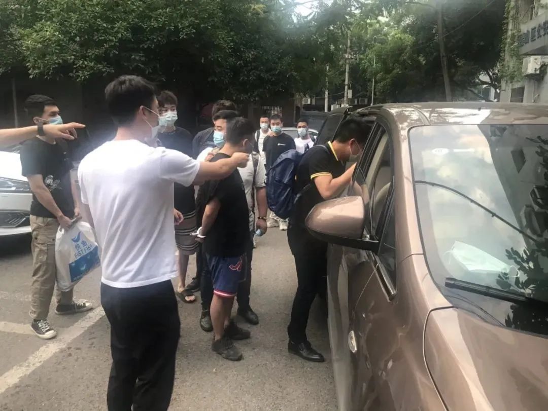 高仿山寨货骗局,高仿各种山寨产品