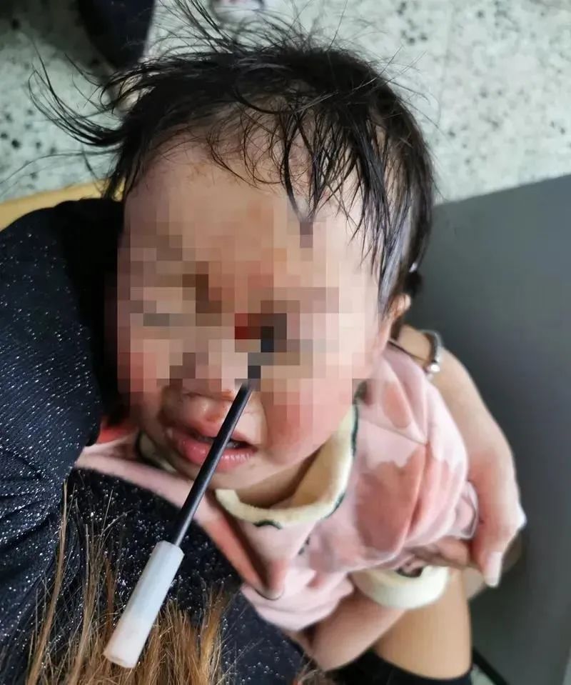 閽昏繘鐪肩潧鐨勫皬鐜╁叿,鐜╁叿鎴冲埌鐪肩潧鐪肩彔姘磋偪