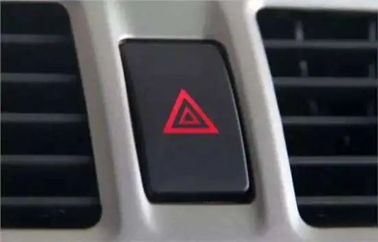 开车水箱开锅紧急处理方法,夏季行车水箱开锅别着急