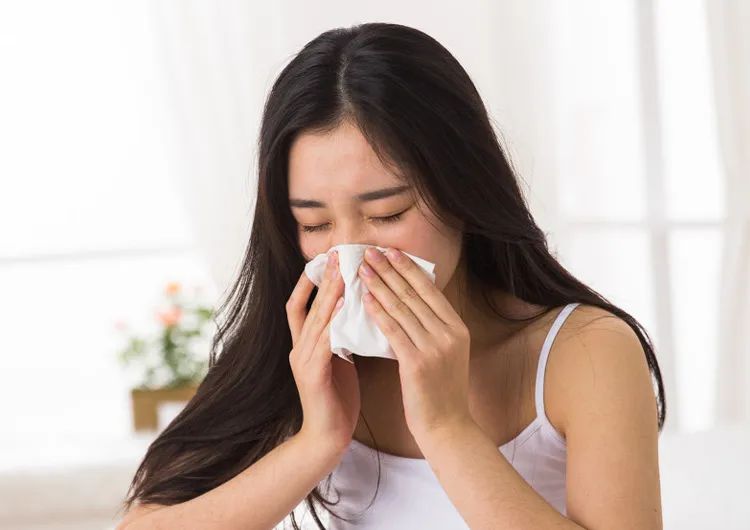 三伏天艾草熏后背多久熏一次,三伏天用艾草泡澡几天泡一次