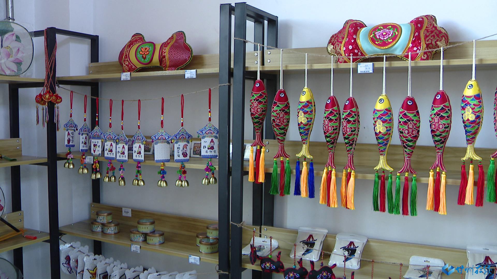 来自全球的礼物汇聚张掖悦·张掖进口商品直营中心试营业啦