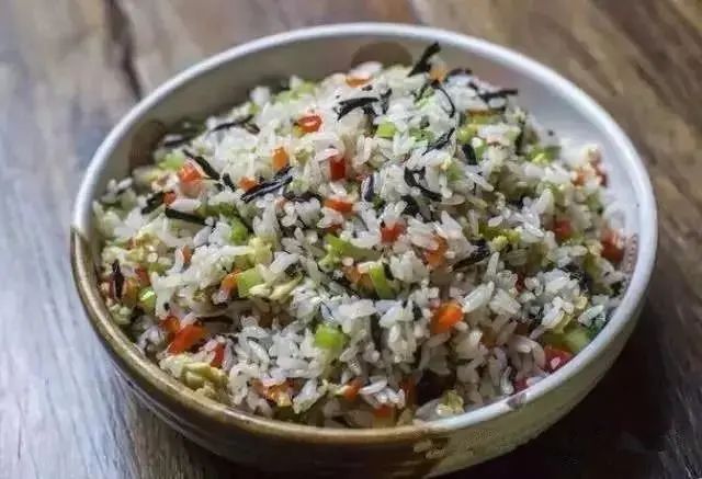 石屏龙韵养生谷干巴菌,云南石屏龙朋干巴菌节