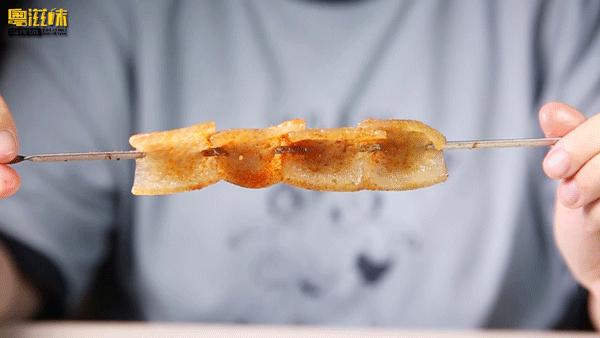 火爆全网的东北烧烤店,东北火的烧烤店