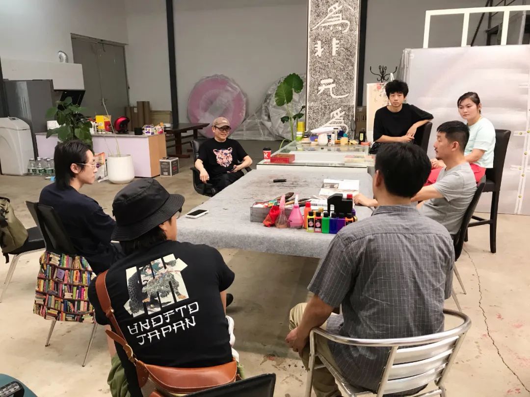 第一届“央美抽象高研班”即将启动|部分入选学员赴孟禄丁等导师工作室参观访问