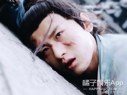 琉璃被浇开水大结局,琉璃让成毅爆火了吗