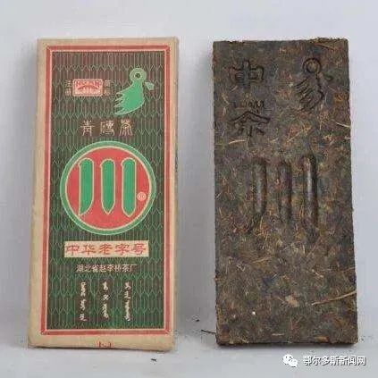 来一碗热气腾腾的粥,适合冬季煮的青砖茶